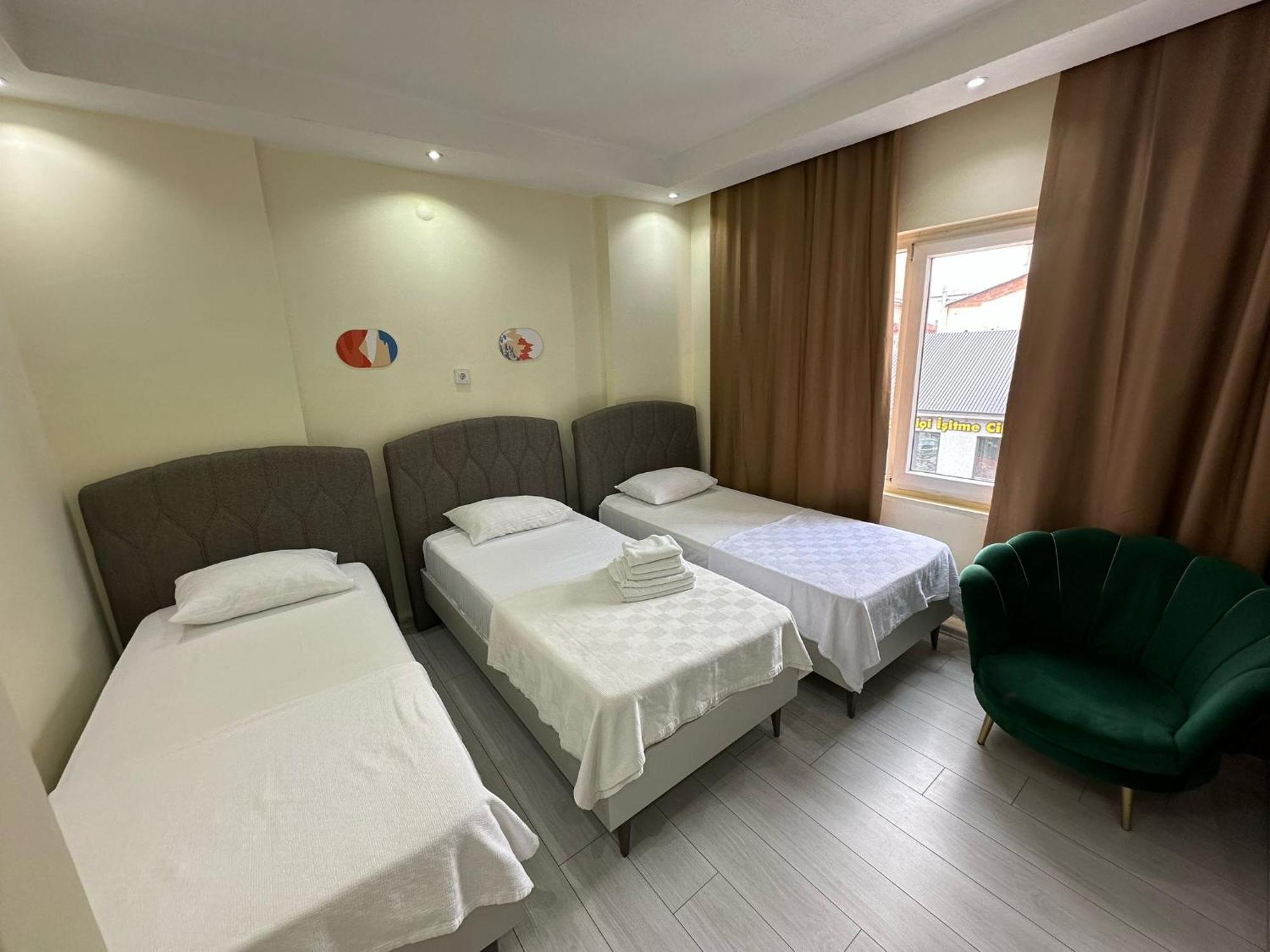 Naval Hotel Yalova Extérieur photo